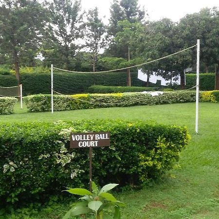 Готель Lakeside Escape - Uganda Mpenja Екстер'єр фото
