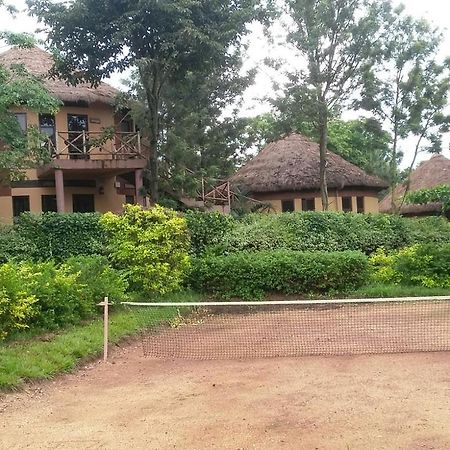 Готель Lakeside Escape - Uganda Mpenja Екстер'єр фото